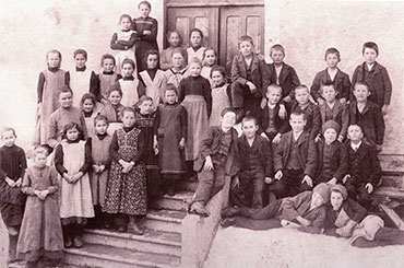 Primary School children Year 1904/05