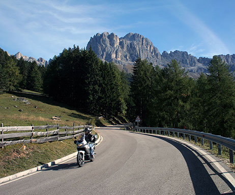 Motoradfahren in den Dolomiten